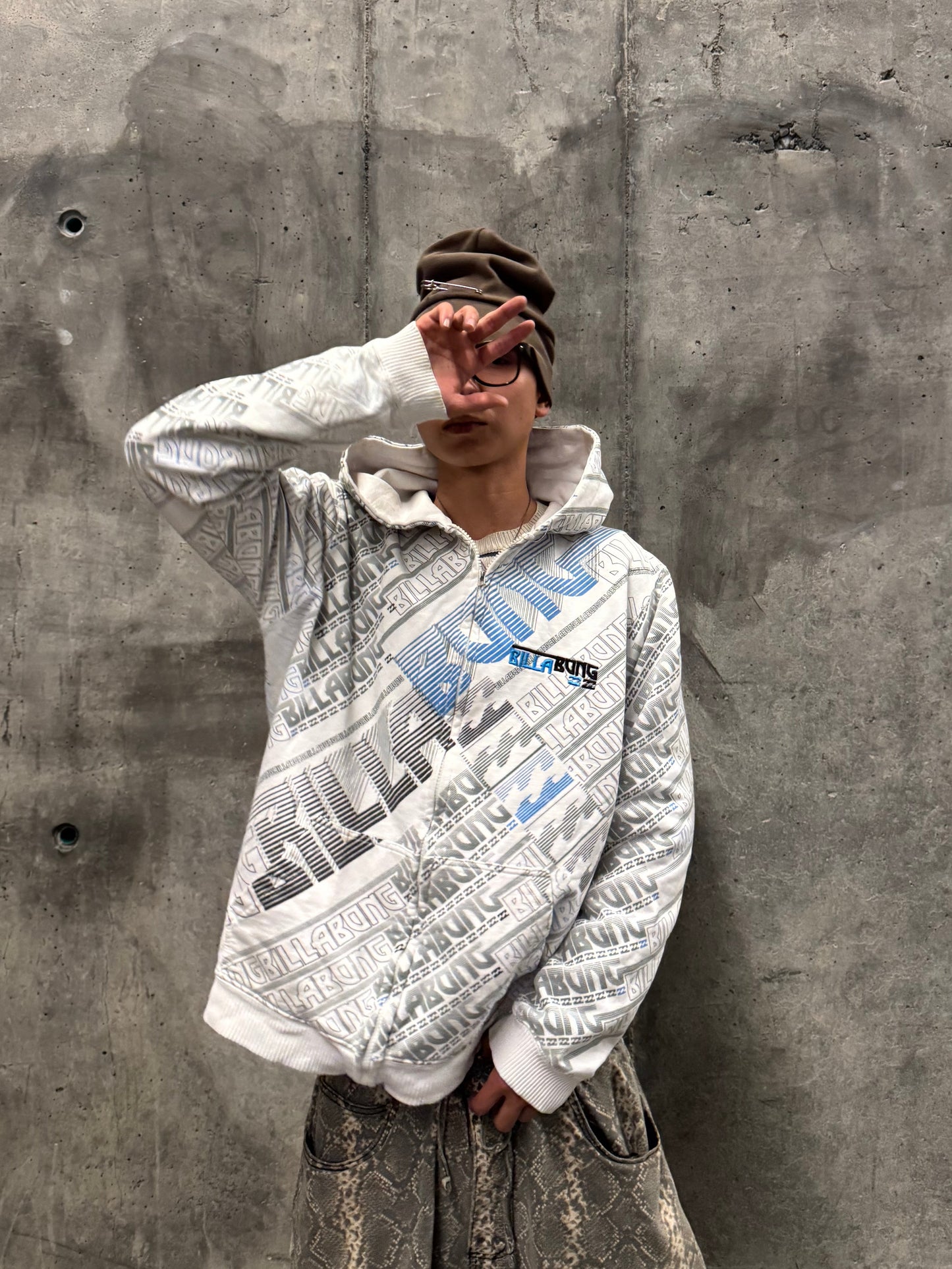 ✱ ZIPPER BILLOBONG 2000’S BOX LOGOS OUT IN ONVERSIZE OG ✱