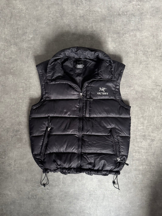 ✱ CHALECO ARC’TERYX EN PLUMAS OG ✱
