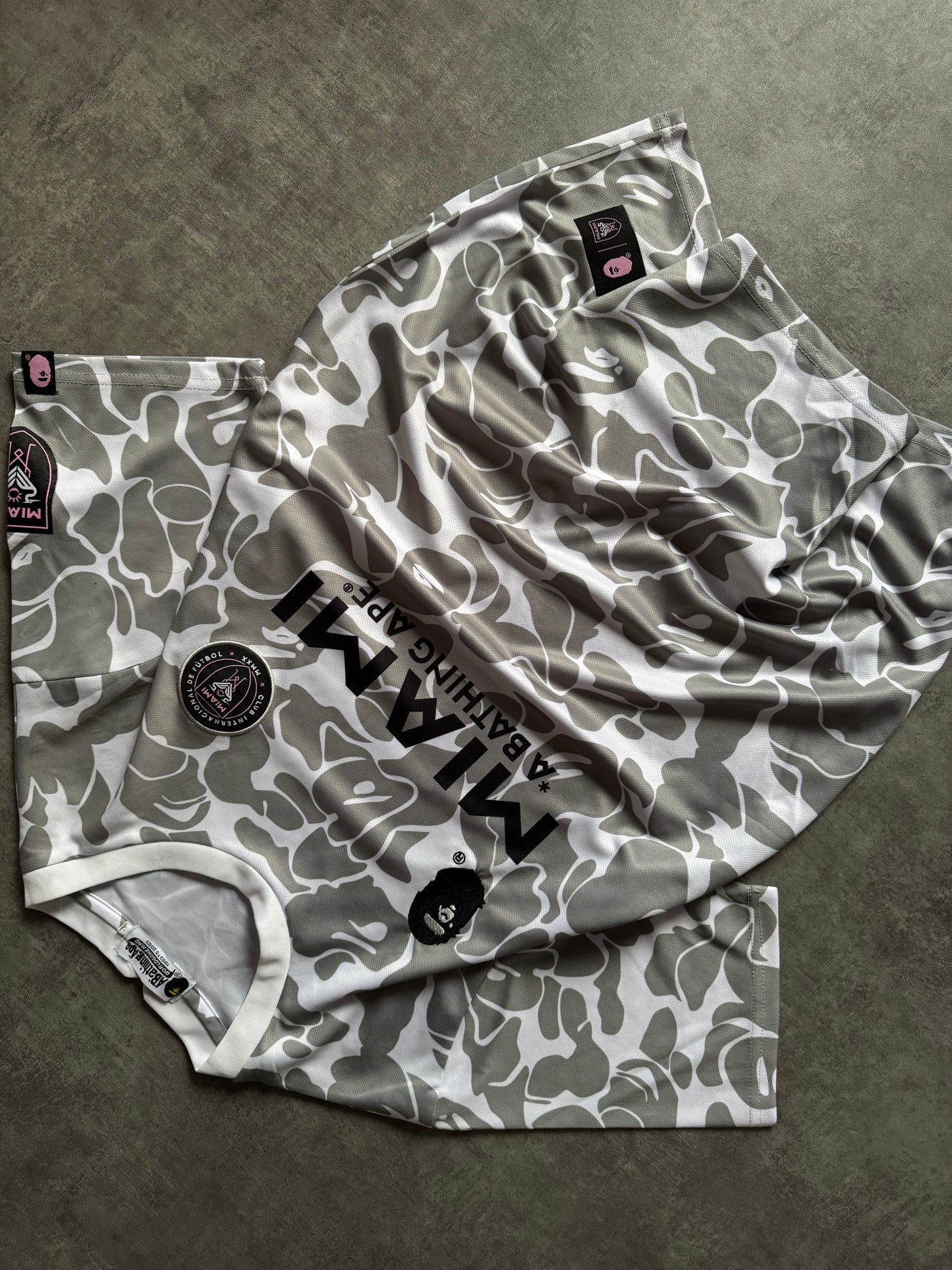 ✱ DUO MIAMI ABATHING APE EST 1993 T-SHIRTS DEPORTIVAS ✱