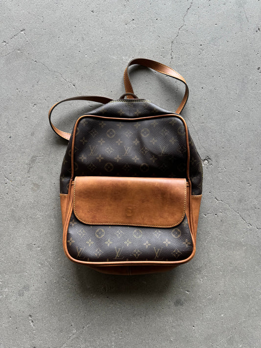 ✱ LOUIS VOUITON PRE-OWEN VINTAGE MONTSOURIS GM BACKPACK EN CUERO ✱