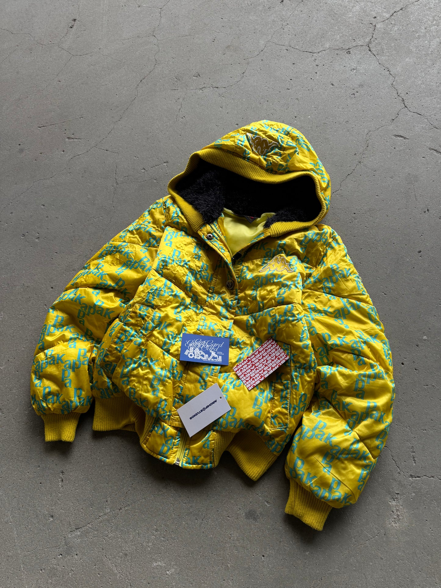 ✱ KAPPA VINTAGE YELLOW PUFFER JACKET BOX LOGO 2000’S OG ✱