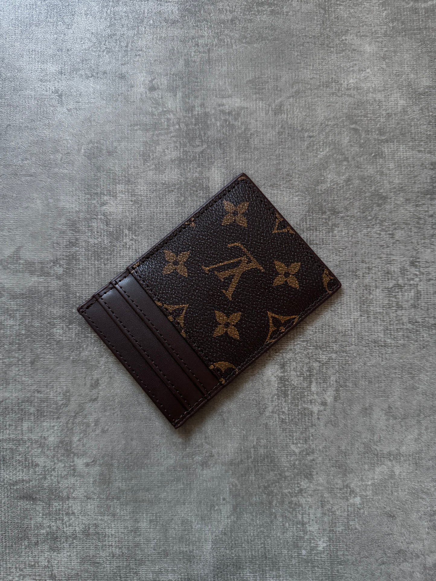 ✱ WALLETS COACH R892 & F66551 & LOUIS VUITTON CLASICAS EN CUERO ✱