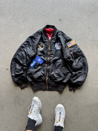 ✱ ALPHA BOMBER JACKET APOLO ONCE DE LA NASA BLACK OUT OG ✱