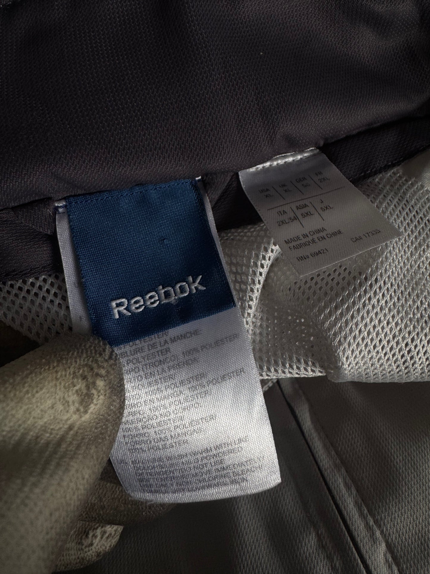 ✱ REEBOK GORPCORE 90’S ROMPE VIENTOS OVERSIZE OG ✱
