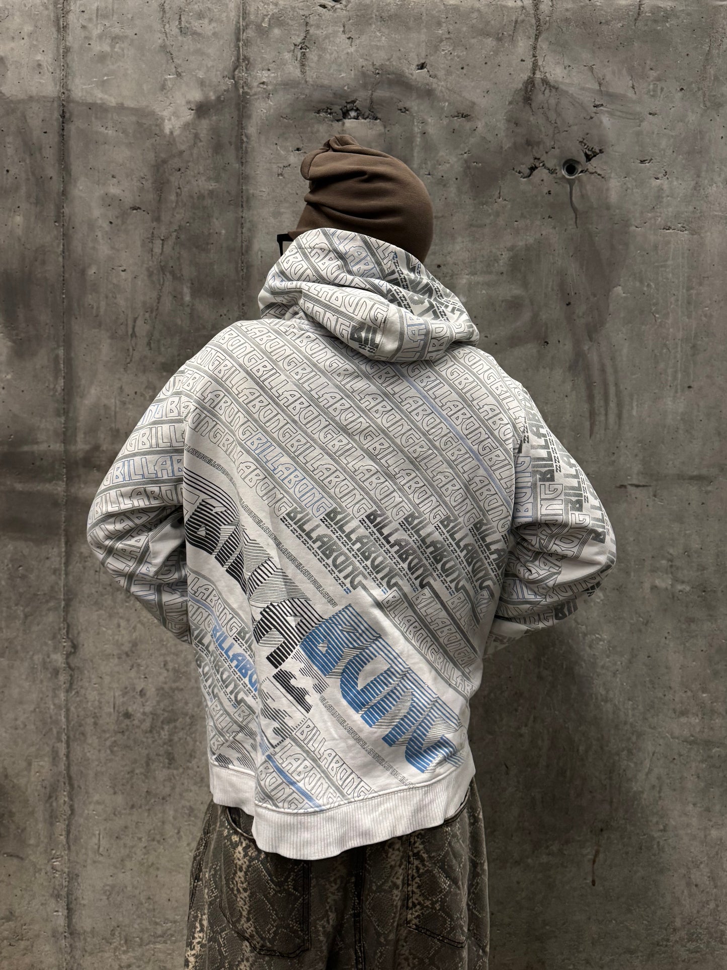 ✱ ZIPPER BILLOBONG 2000’S BOX LOGOS OUT IN ONVERSIZE OG ✱
