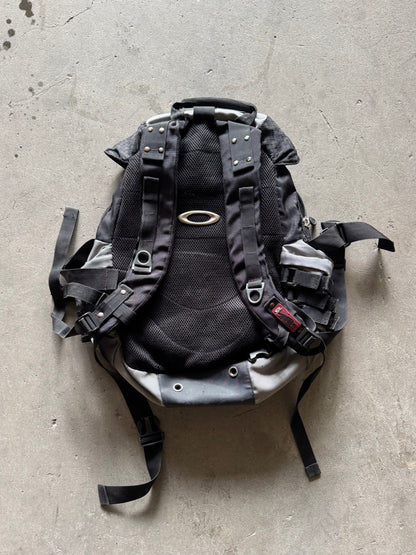 ✱ OAKLEY TACTICAL FIELD GEAR VINTAGE ICON BACKPACK MINI BOX LOGO OG ✱