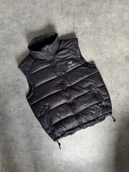 ✱ CHALECO ARC’TERYX EN PLUMAS OG ✱