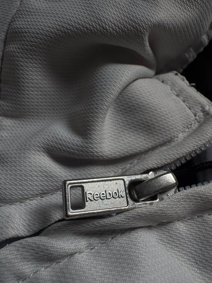✱ REEBOK GORPCORE 90’S ROMPE VIENTOS OVERSIZE OG ✱
