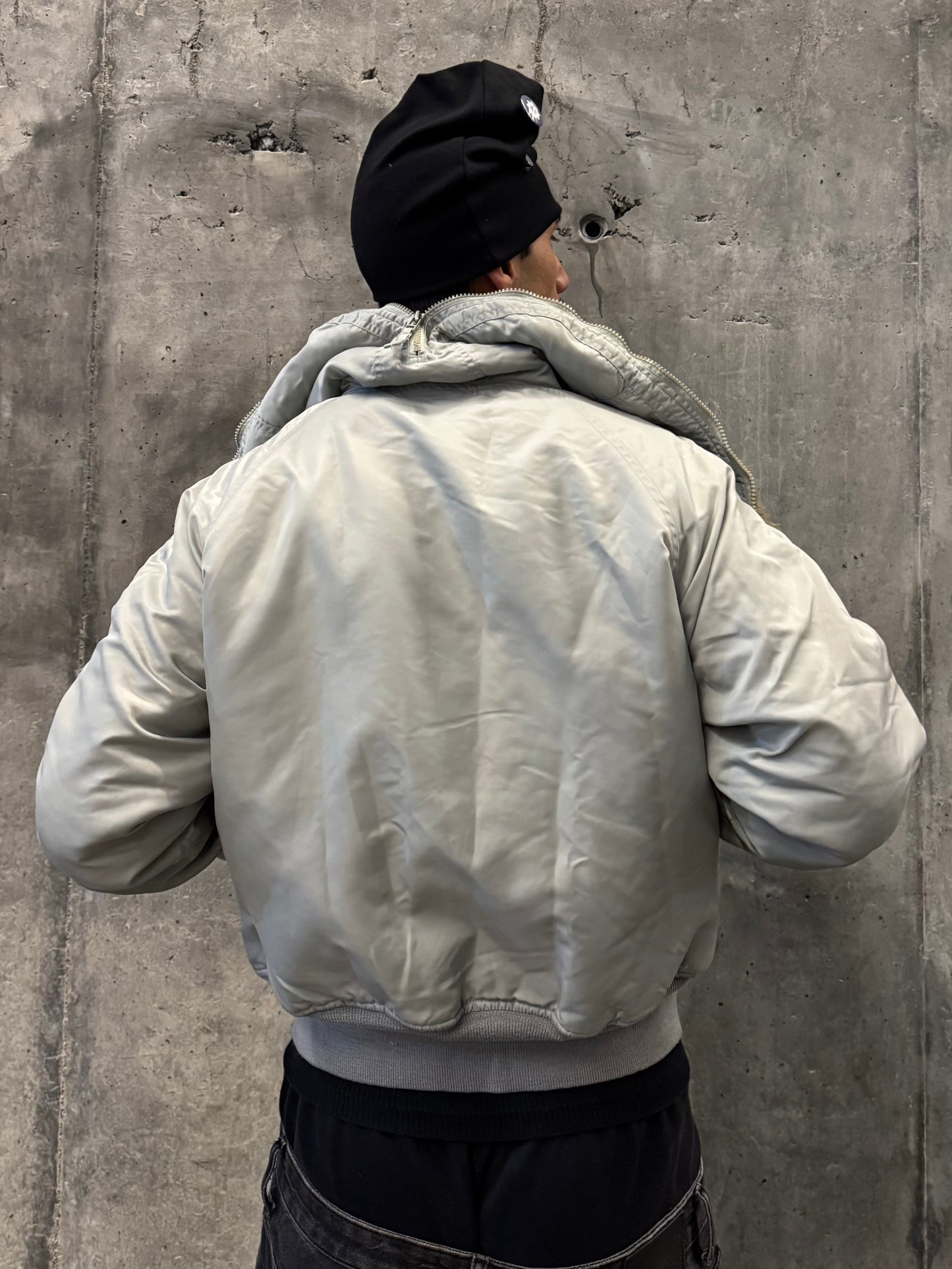 ✱ RARE ALPHA VINTAGE MILITAR N-2B BOMBER JACKET STYLE 2000’S OG ✱