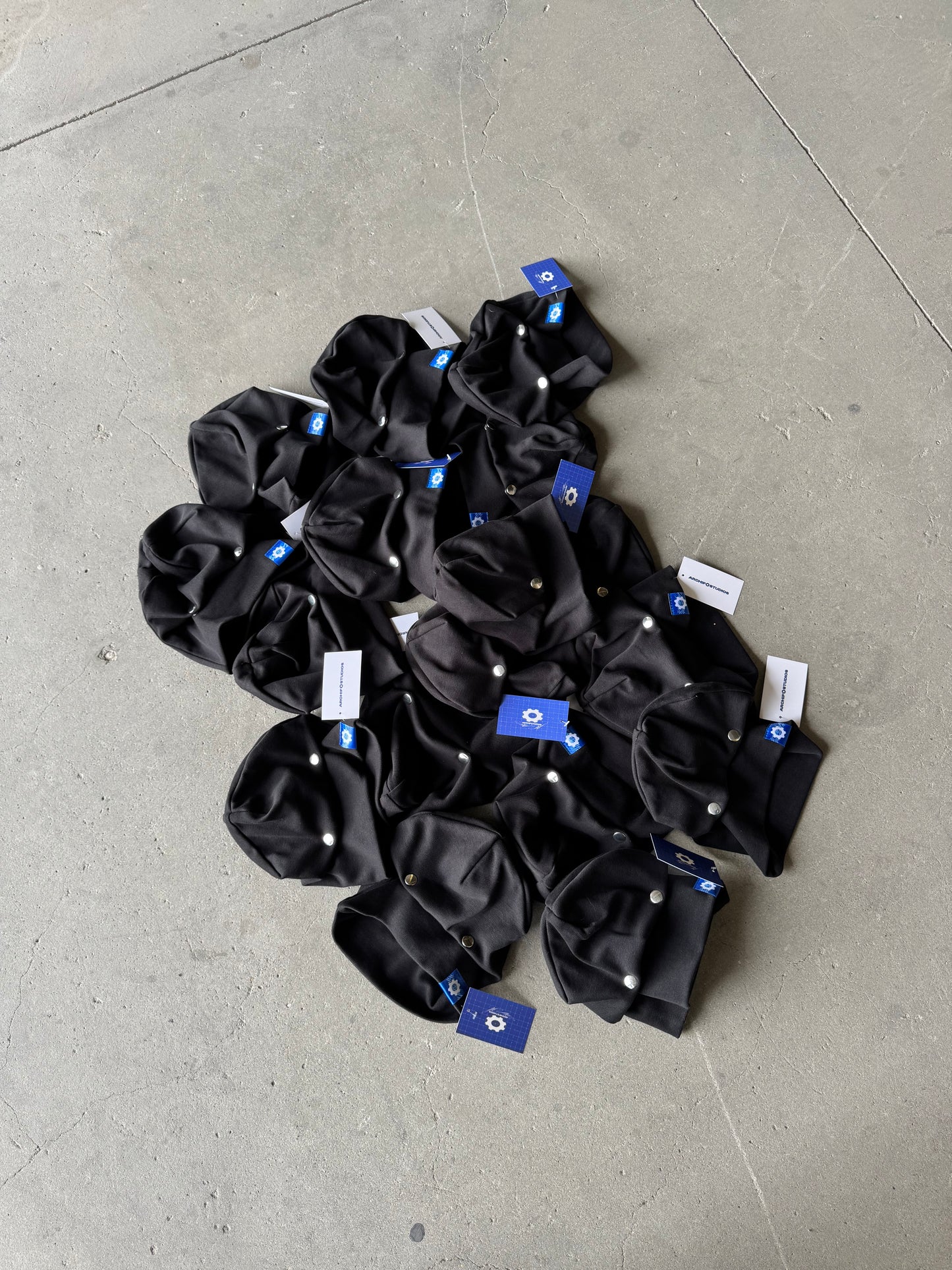 ✱ ARCHIF BEANIES BLACK OG ✱