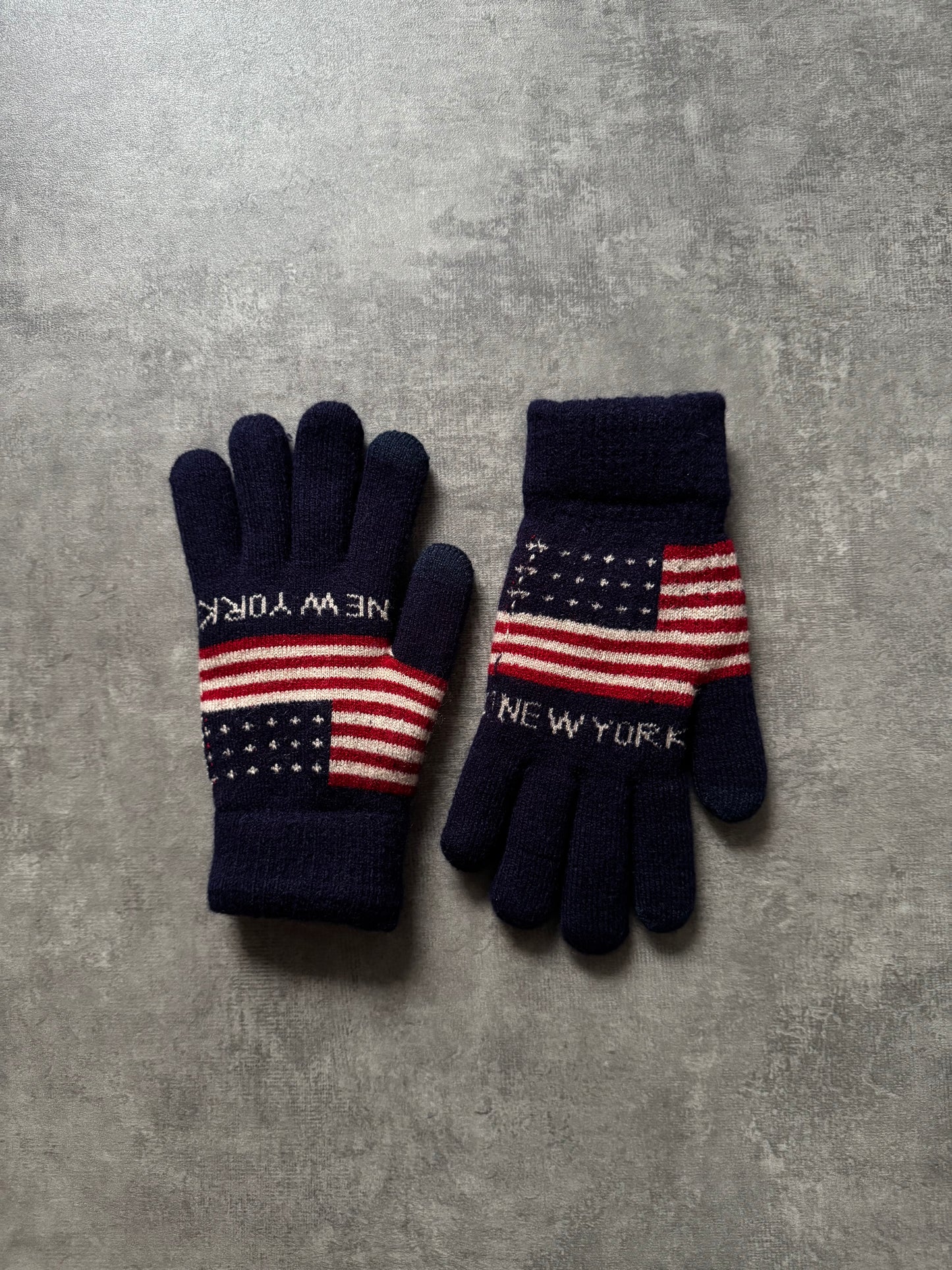 ✱ BEANIE & GUANTES NEW YORK U.S 2000’S OG ✱
