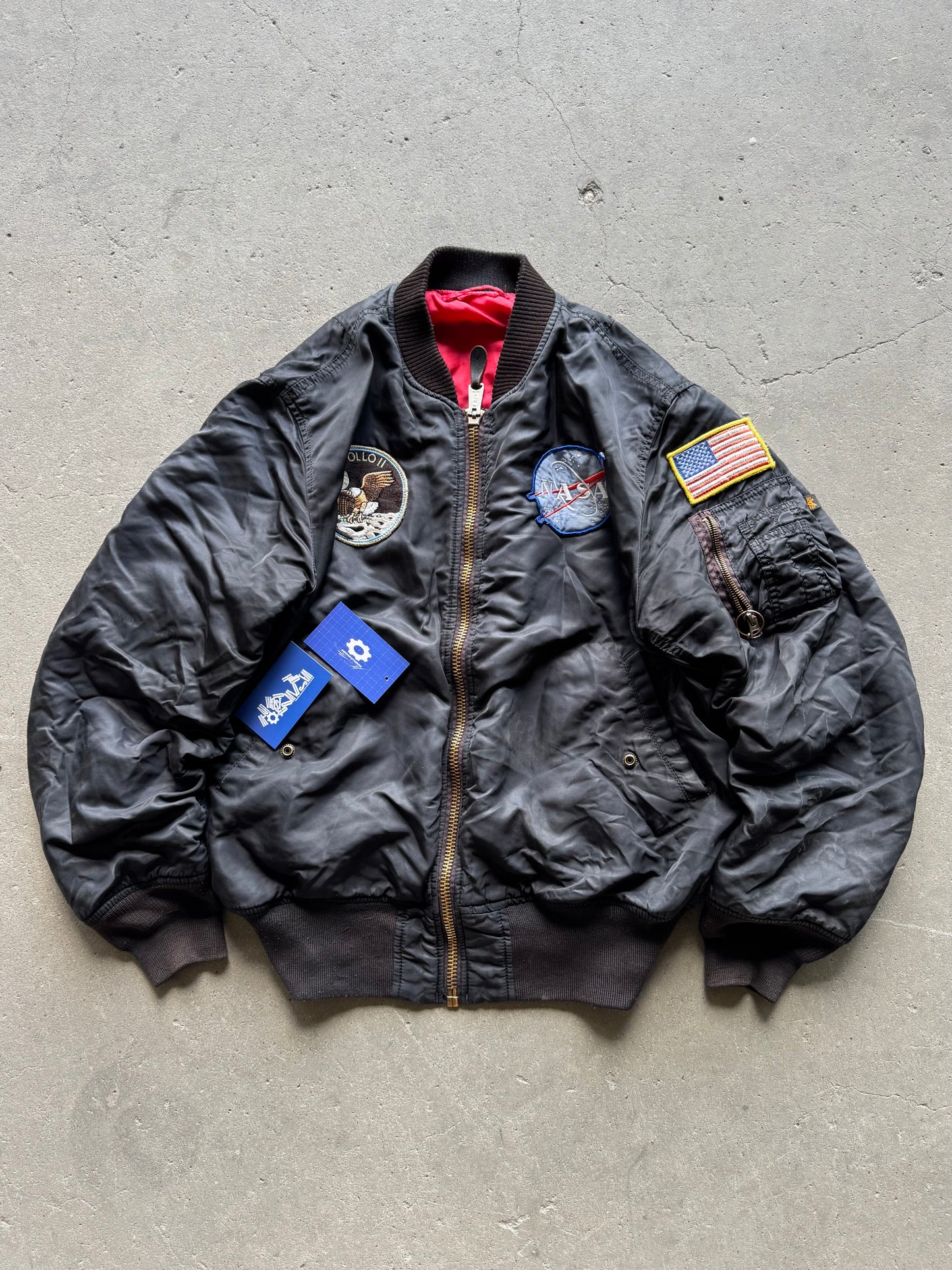 ✱ ALPHA BOMBER JACKET APOLO ONCE DE LA NASA BLACK OUT OG ✱