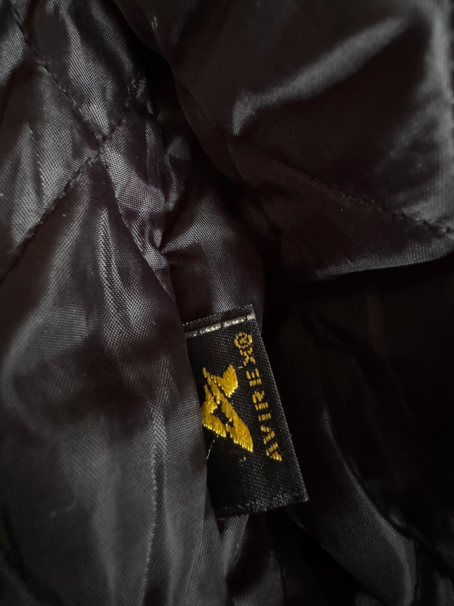 ✱ AVIREX NEW YORK BOMBER JACKET EN CUERO OG RED 2000’S EDICION 1&1 ✱