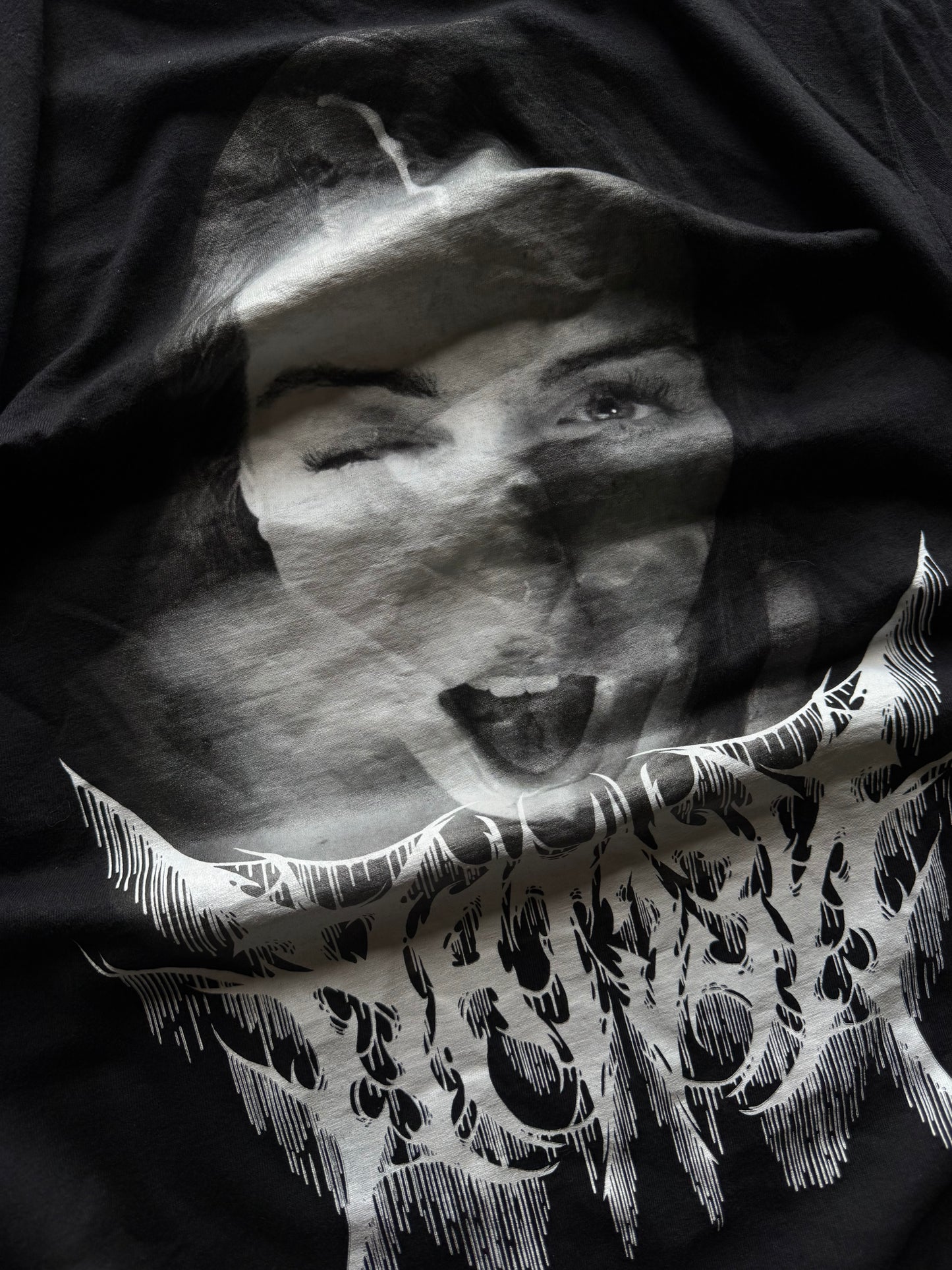 ✱T-SHIRT RUSSELL VINTAGE 2000’S OG ✱