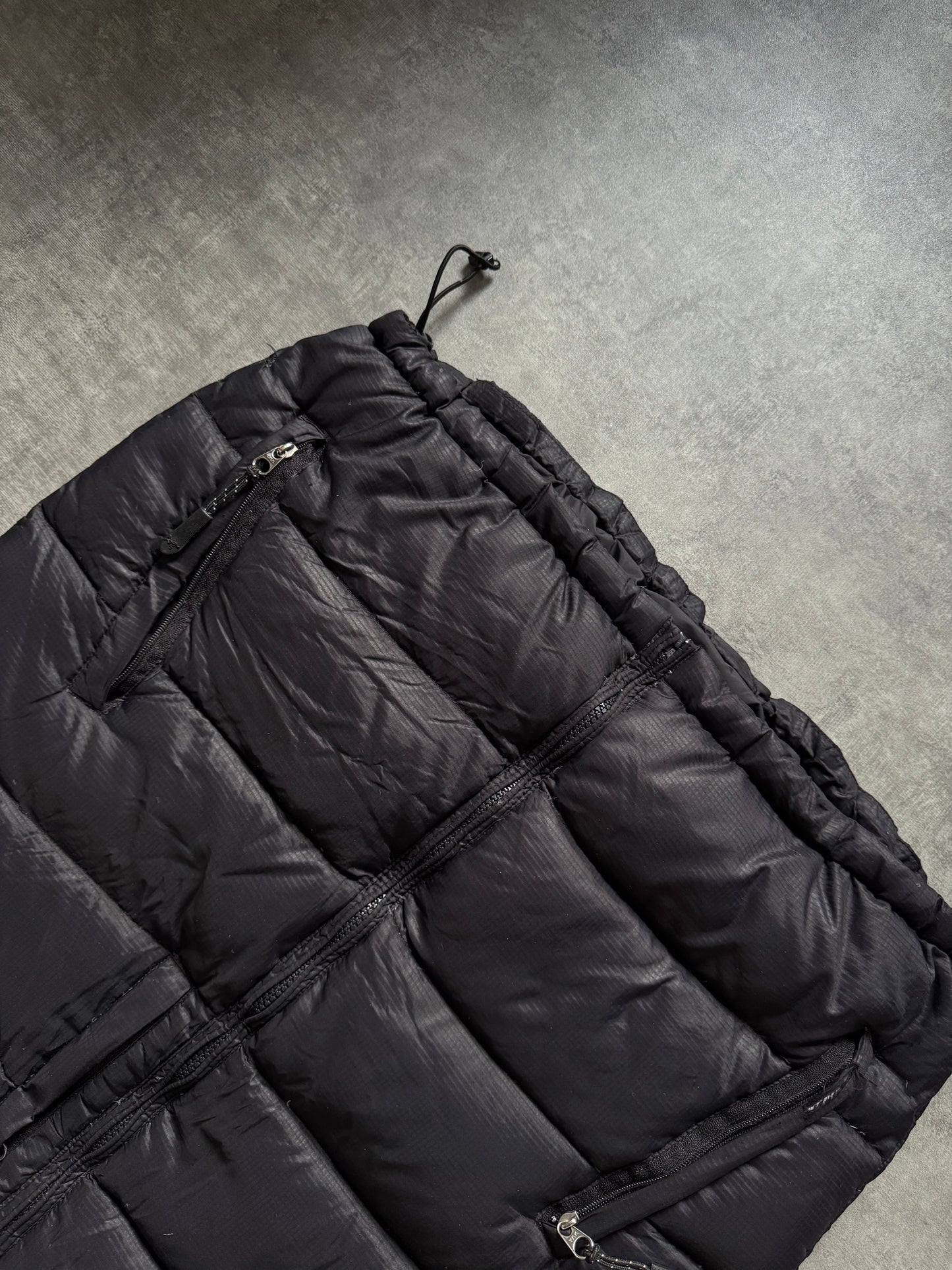 ✱ CHALECO ARC’TERYX EN PLUMAS OG ✱