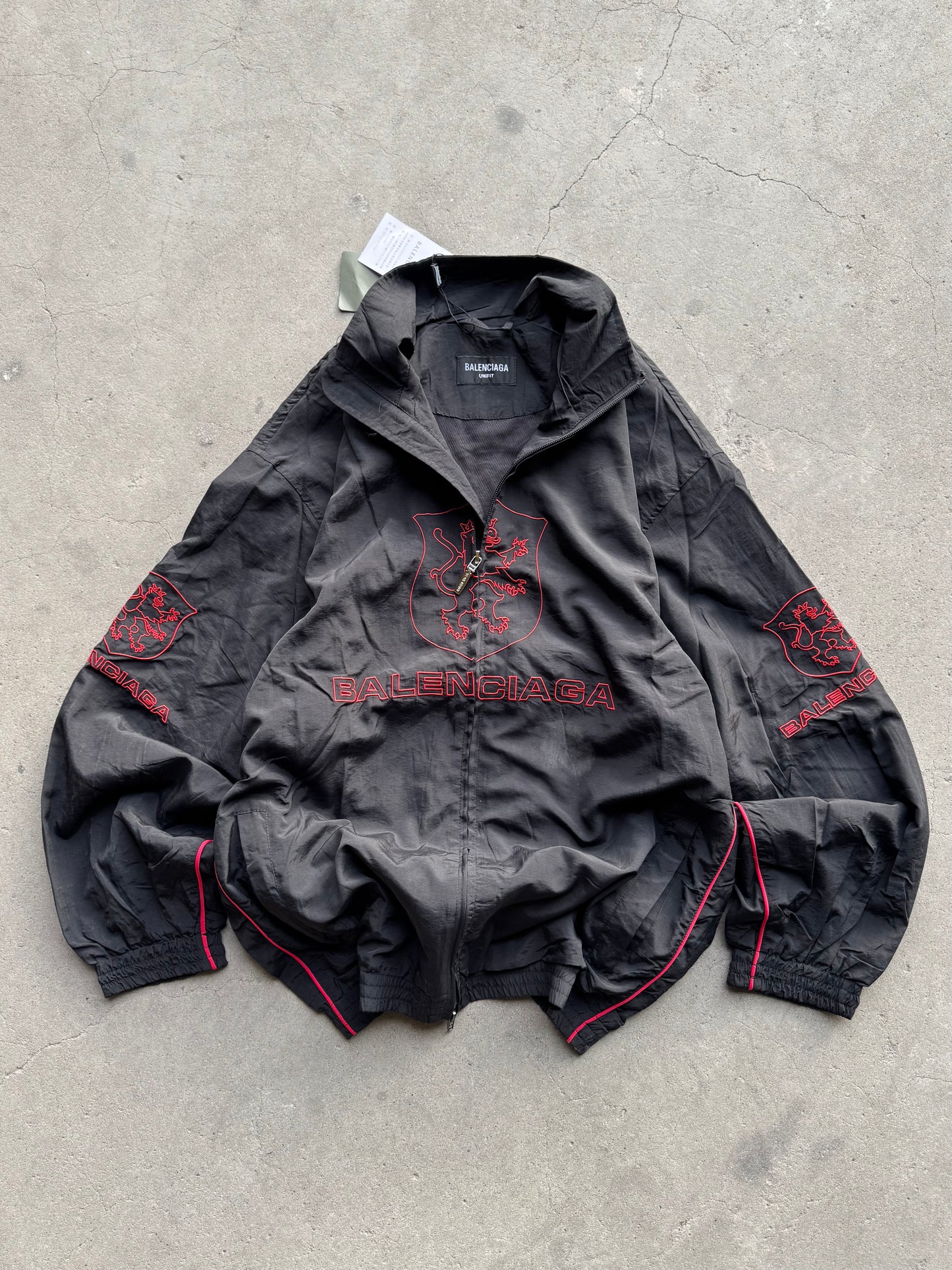 ✱ TRUCKER BALENCIAGA LION CLUB BOMBER JACKET RED AND BLACK ✱
