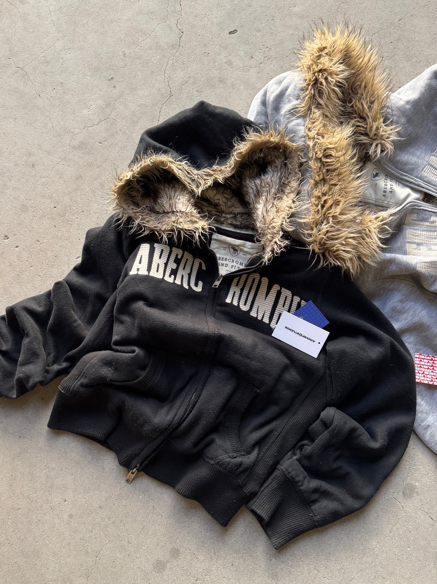 ✱ DÚO ABERCHORMBIE AND FITCH VINTAGE 1982 OGS ✱