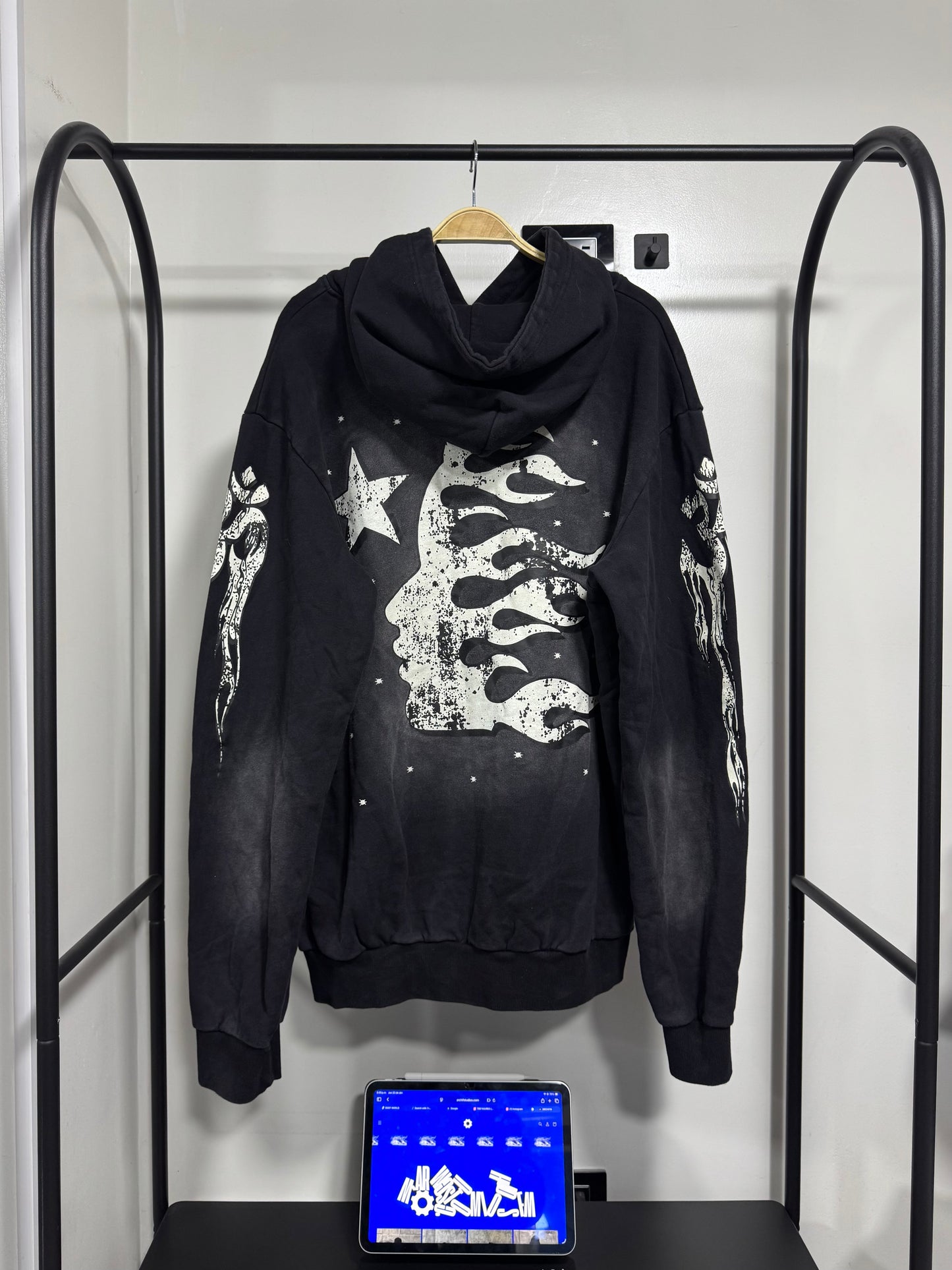 ✱ HOODIE BOX LOGO HELLSTAR WASHED BLACK BOMBER FIT ✱