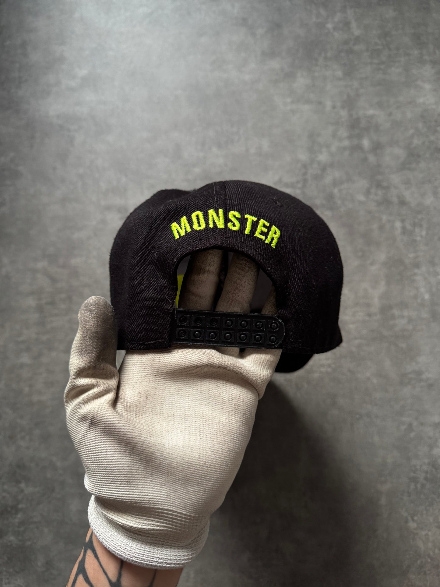 ✱ MONSTER & NEW ERA HAT BOX LOGO BLACK OG ✱