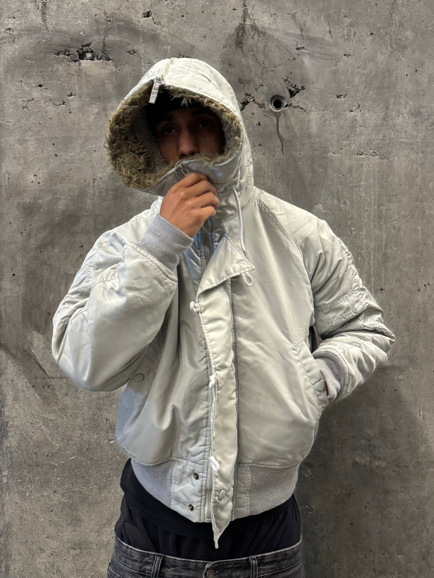 ✱ RARE ALPHA VINTAGE MILITAR N-2B BOMBER JACKET STYLE 2000’S OG ✱
