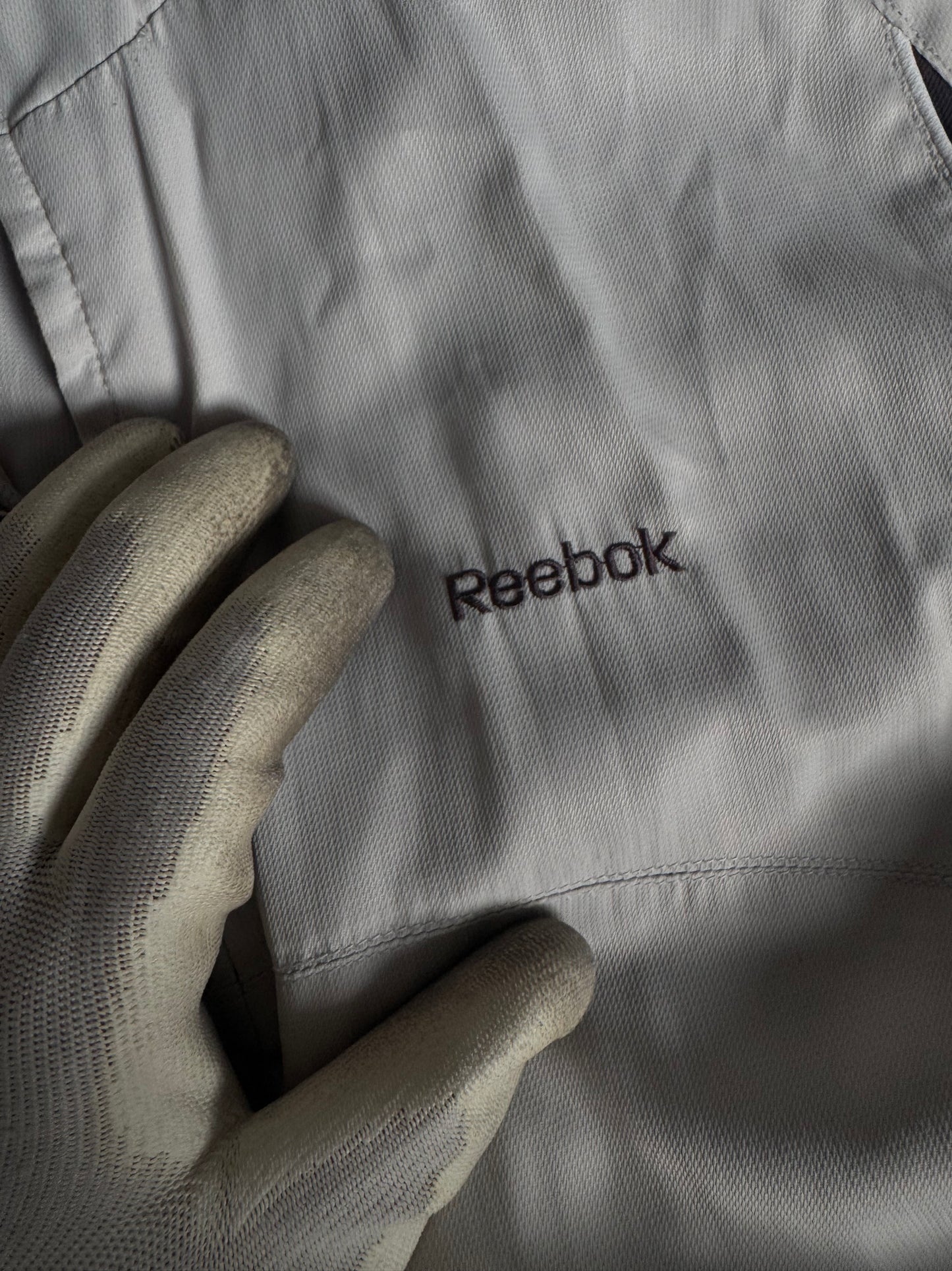✱ REEBOK GORPCORE 90’S ROMPE VIENTOS OVERSIZE OG ✱